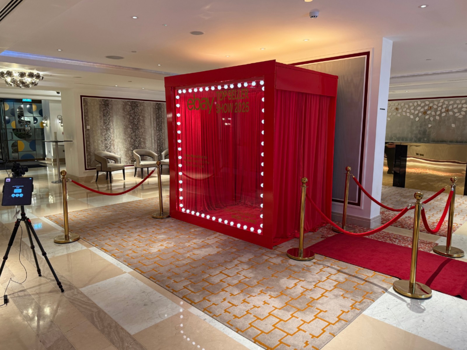 Magazine Booth — corporate photo experience