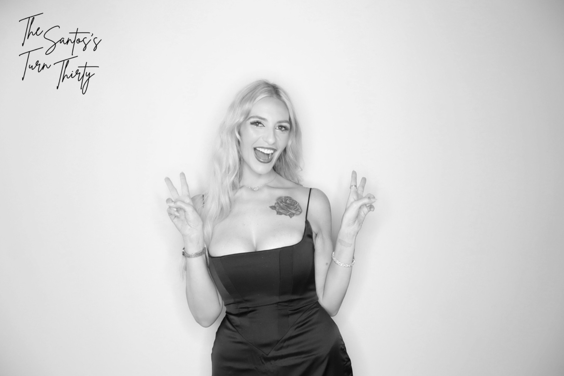 Luxury HD Glam portrait studio at a black-tie London corporate event with DSLR camera, studio ring lighting and shimmer wall backdrop